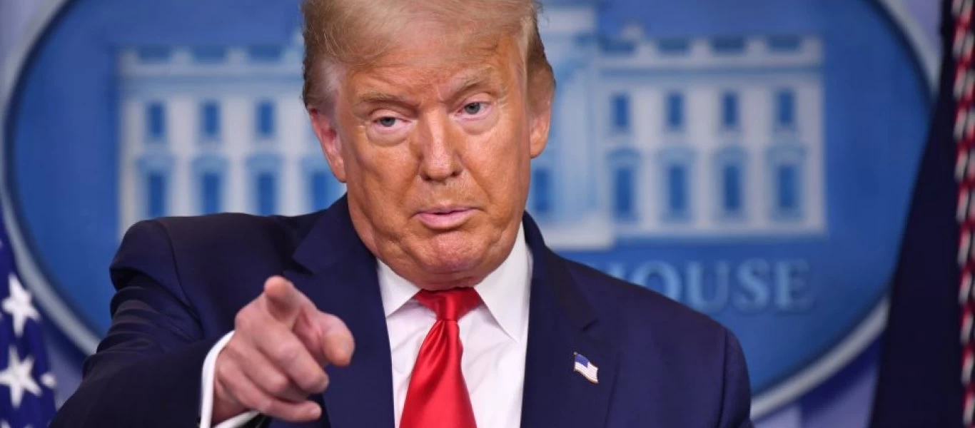 Δημοσιογράφος περίμενε 3,5χρόνια να ρωτήσει τον Τραμπ για το αν μετανιώνει για ανακρίβειες - Δεν πήρε καμία απάντηση